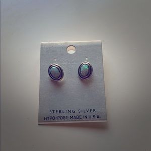 A pair of earrings
